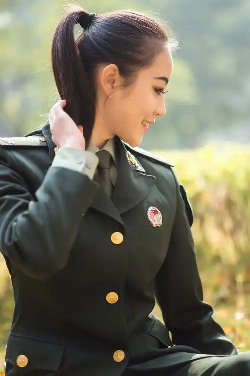 女兵世界:文艺兵