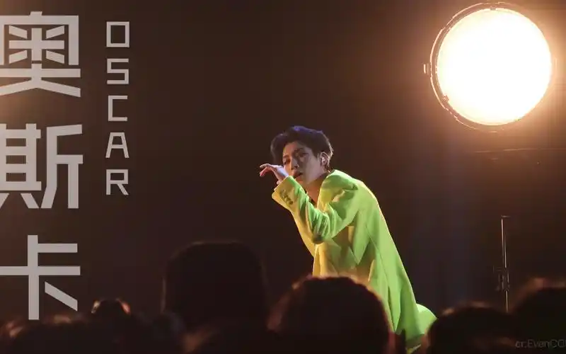 创造营成员夜奥斯卡solo舞台歌词竟然还有这样的意思