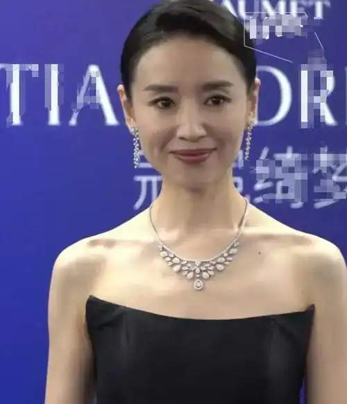 董洁43岁保持好状态网友称老得快