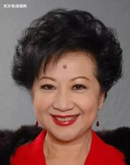 她曾为演戏操劳过度,还和小17岁男友结婚,如今生活幸福