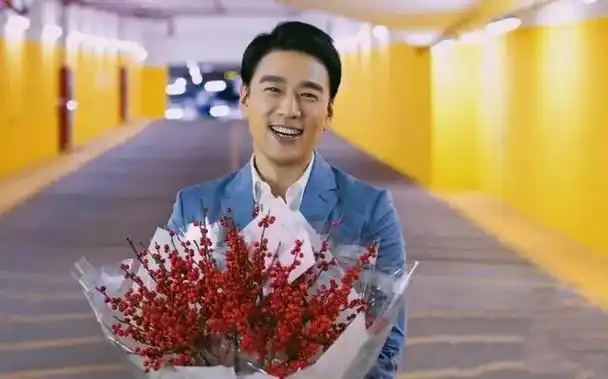 演员王耀庆为了不搬家娶了房东女儿拍的戏钱都给夫人