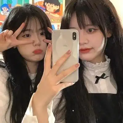 一对两张真人闺蜜头像