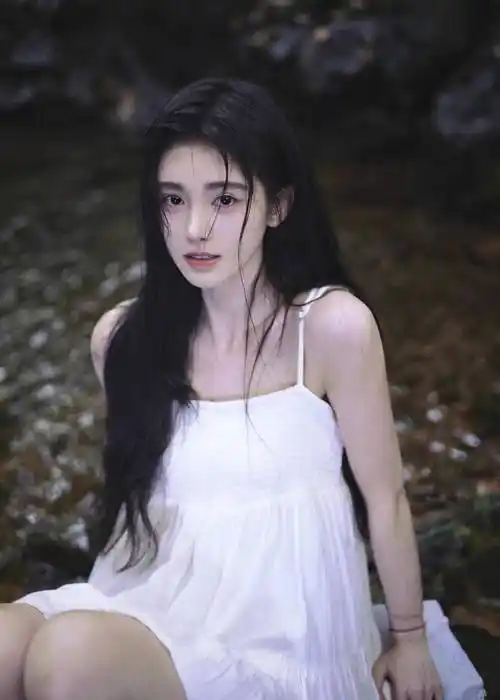 90后女星鞠婧祎写真集清纯唯美青春靓丽