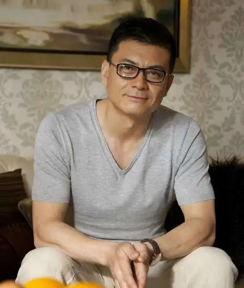 王新军个人资料年龄(王新军和秦海璐离婚了吗)-第19张图片-腾赚网