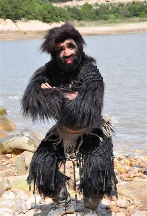 中国第一毛孩出生就被研究身体96覆盖黑毛42岁终遇真爱