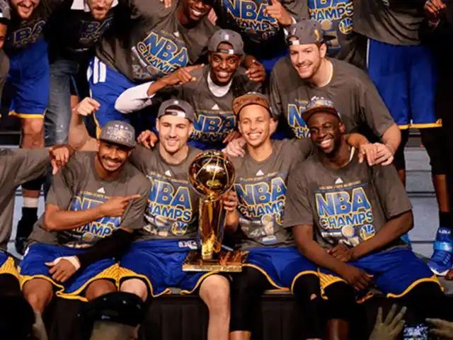 【回放】2015nba总冠军勇士队颁奖仪式全程