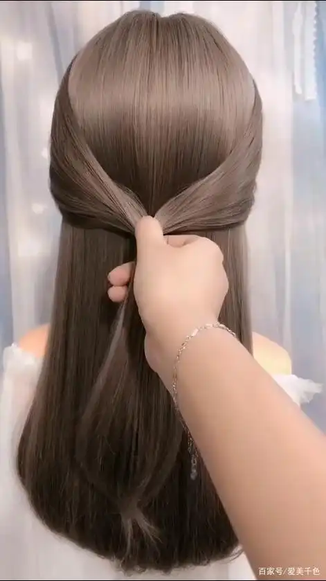 气质优雅空灵,这款编发让你如精灵般美丽