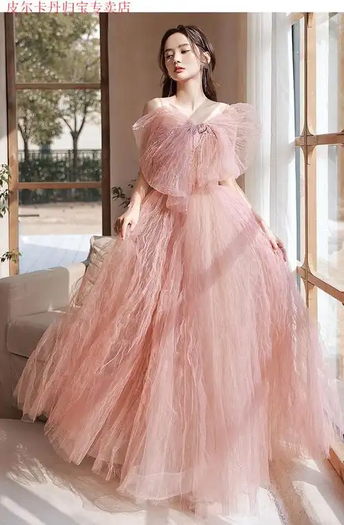 高档女装粉色仙气晚礼服女2022新款感小众宴会名媛气质连衣裙长款女神