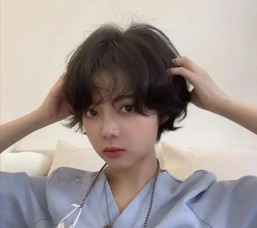 夏天唯美好看的法式烫超短发,清爽干净的发风,让人流连忘返.法 - 抖音