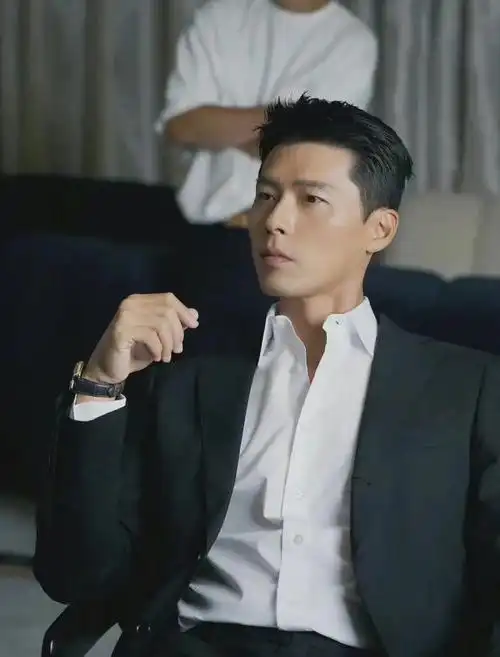 玄彬终于回归再次爆火新剧女主太漂亮他穿西装帅回颜值巅峰