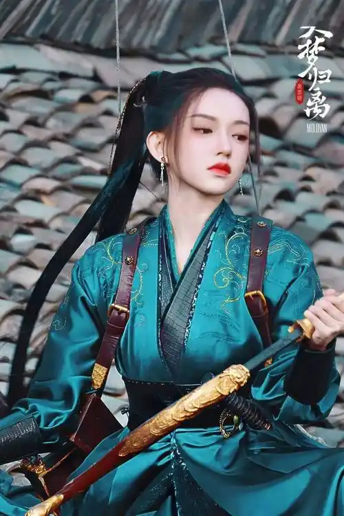 精致度拉满了程潇的妆造也驾驭得非常到位郭敬明小四导演的古装电视剧