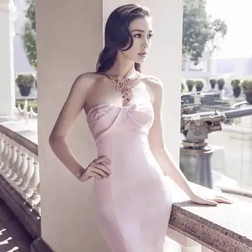 女明星谁的胸最大各大女明星胸部大小排行榜