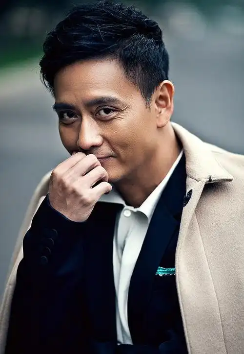 谢君豪经纪人(公司) _谢君豪代言费用价格_谢君豪平面肖像报价_梦之星