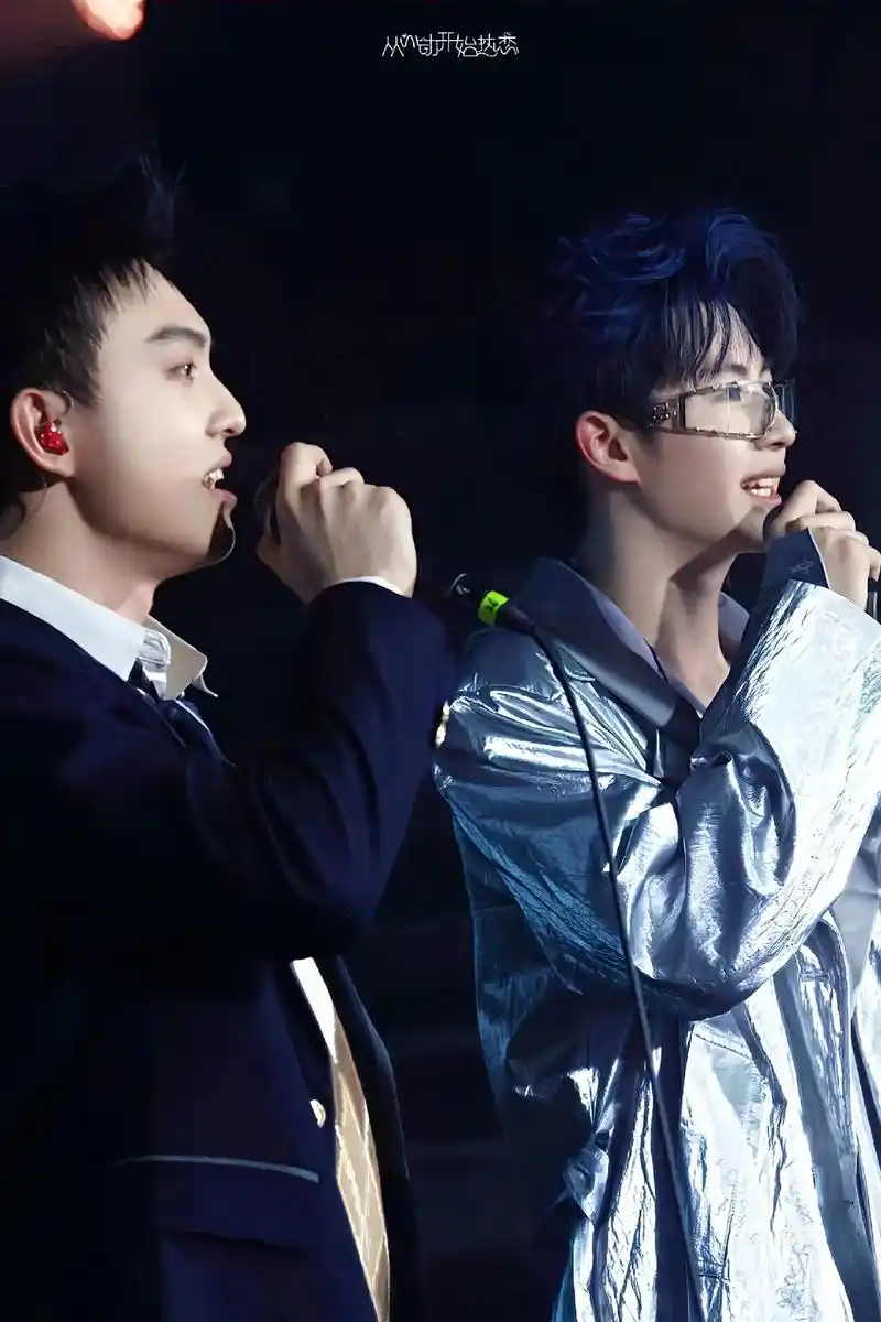 黄誉博怪诞影院全国巡演照片见面