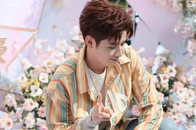 任豪200722/21 - 堆糖,美图壁纸兴趣社区