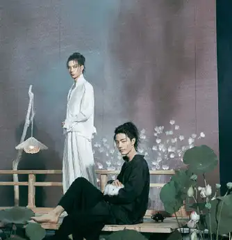 时尚芭莎最新古风大片,粉丝:肖战和王一博穿上汉服也太仙了吧