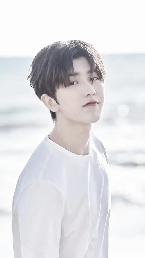 cr:姐说要公主抱蔡徐坤精修(真滴很像养生堂 手机壁纸)