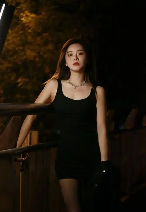 nba女主播美娜勇敢地成为了过去球迷娜姐穿黑丝该结婚了