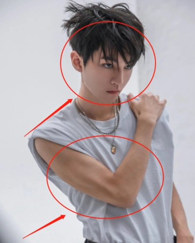 王俊凯穿背心男友力爆棚,手臂肌肉线条超抢镜,腰围却让人心疼