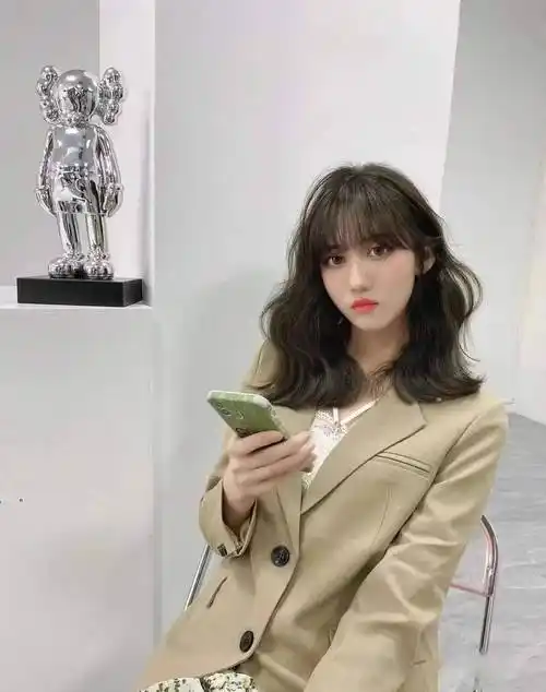 "永久气垫烫",烫了美半年哟!_中国_发型_人类