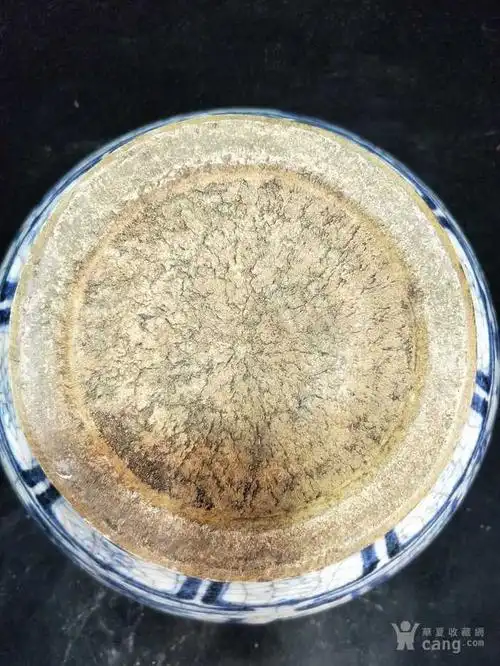 华夏古玩城 瓷器 其它 > 元青花开片萧何追韩信罐