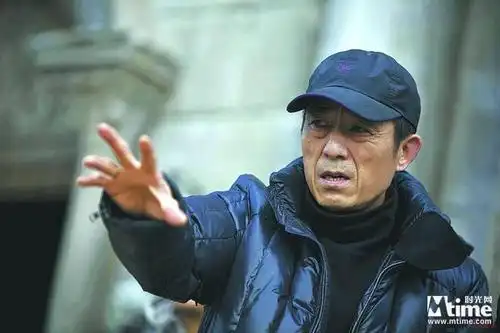 片场的张艺谋