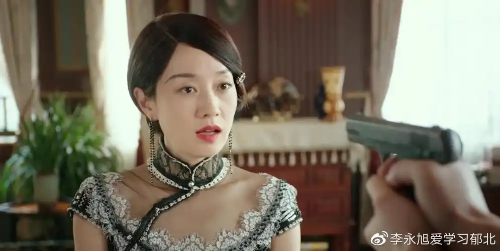 《旗袍美探》大结局:苏雯丽为救素芸死里逃生,罗秋恒放弃升职