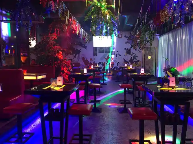 欧洲故事音乐酒吧为迎新年特此推出新年优惠活动