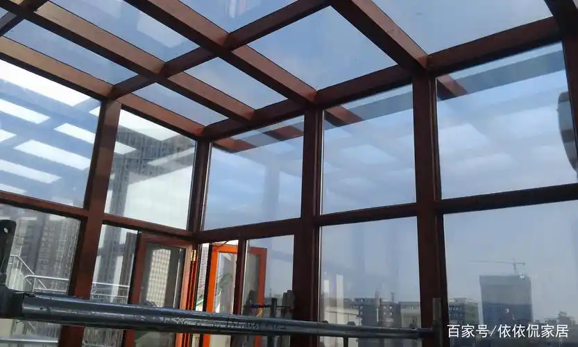 阳光房玻璃顶下要怎么吊顶?玻璃吊顶都有什么样的?