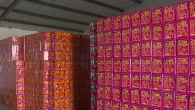 春节期间济南设327家烟花爆竹零售店,主要在非全面禁放区_批发