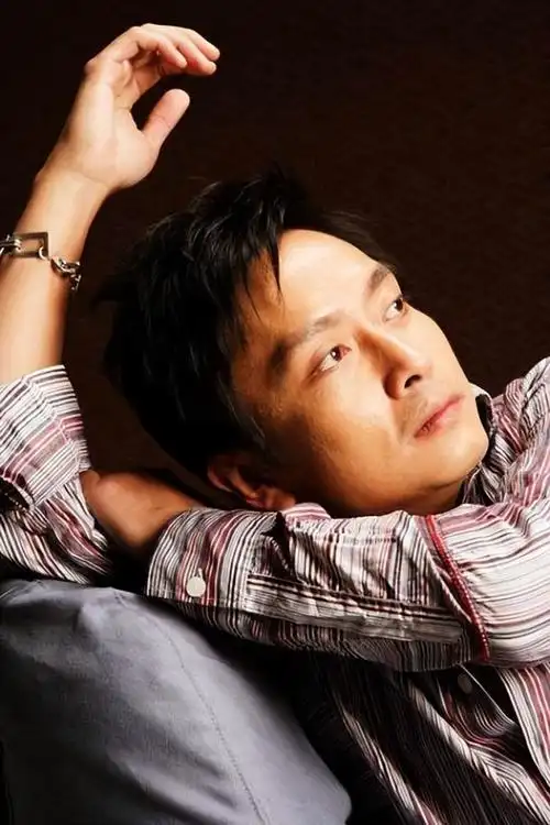 谢君豪,曾击败张国荣,获金马奖影帝,出道三十年只愿做戏痴_腾讯新闻