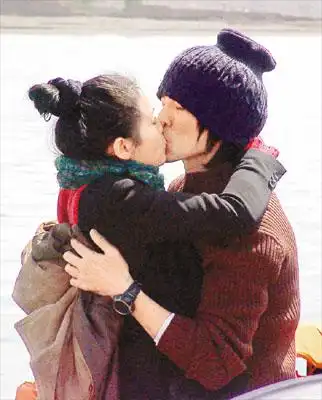 刘德华刘若英黄河上热吻 温度高热到头晕(图)