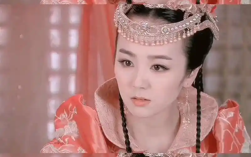 封神英雄榜#情字入骨 #流量 芊羽,一个唯一从姬发的手中逃脱被k的