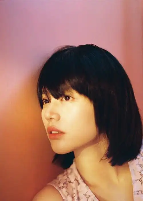 马思纯复古魅惑时尚杂志写真大片