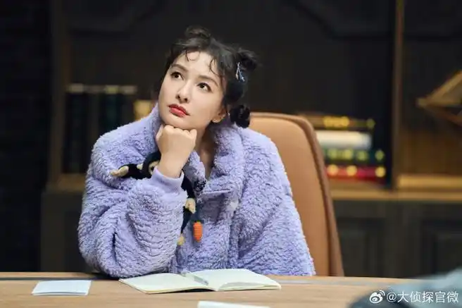 【《#大侦探有风的地方#》高清剧照】之昕新@吴昕:  文静可爱的猩猩