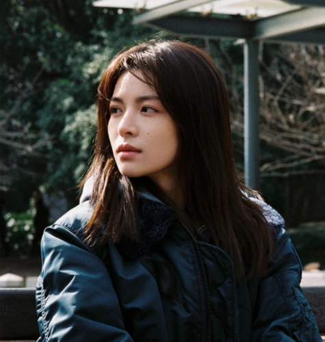 最近上映的《八月未央》,就是她在《芳华》之后拍的.