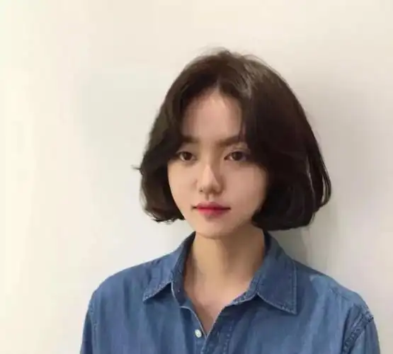 "半圈烫",所有女生都能驾驭的短发