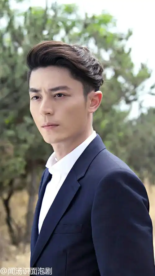 霍建华 他来了请闭眼