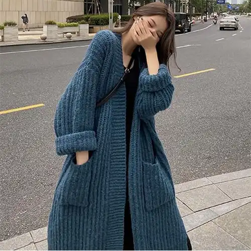 女士精品大码女装更新时间:2022年02月13日超长款毛衣外套女秋冬季
