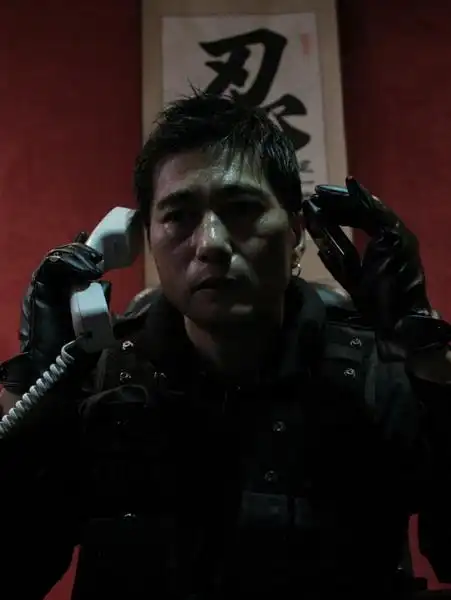 《疯狂的石头》趣语答题活动 赢得珍藏版海报_影音娱乐_新浪网