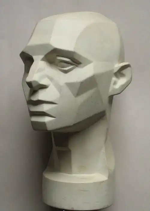 画好素描头像首先要了解头部的结构特征