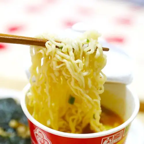 韩国进口不倒翁杯面组合真拉面辣味芝士拉面热拉面桶装面芝士泡面