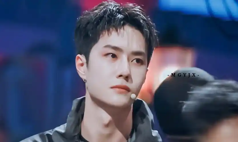 王一博这就是街舞三 - 堆糖,美图壁纸兴趣社区