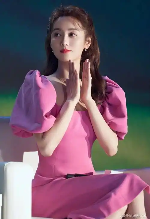 原创佛系美人吕一不争不抢戏红人不红因爱吃火锅捡了个老公