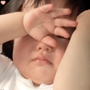 萌娃丸子妹表情包动图