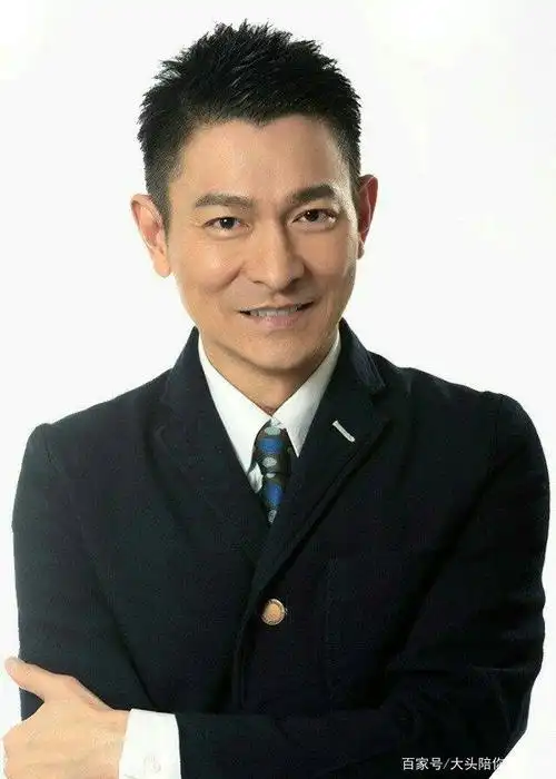 《拆弹专家2》刘德华凭什么火一辈子?他真的老了吗?