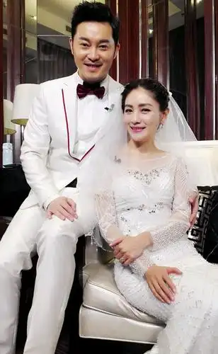 《跑男》首播沙溢自曝婚前主动删除前女友:女人就吃男人这一套