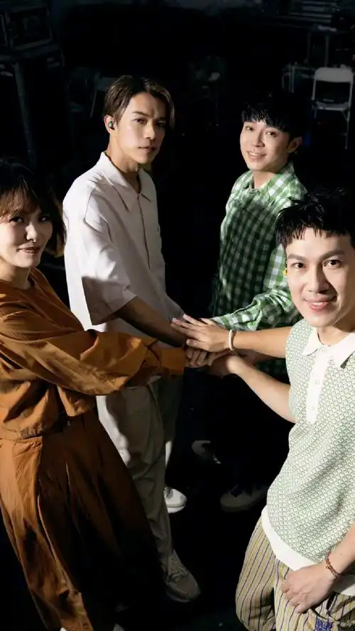 吴青峰回应与刘家凯闹翻传闻