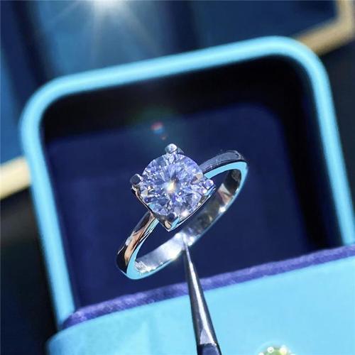 正品莫桑石钻戒50分一克拉纯银牛头戒女订婚结婚婚戒礼物情侣对戒