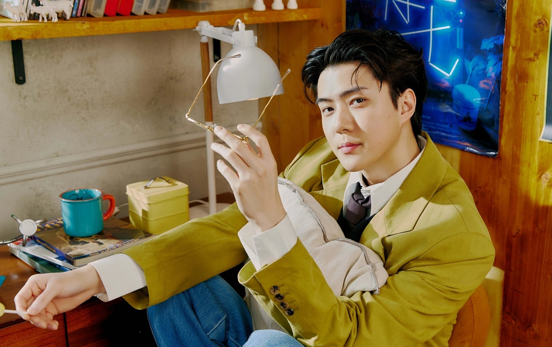 原创exo双忙内预告:金钟仁橘发少年感,吴世勋金丝边眼镜诱惑